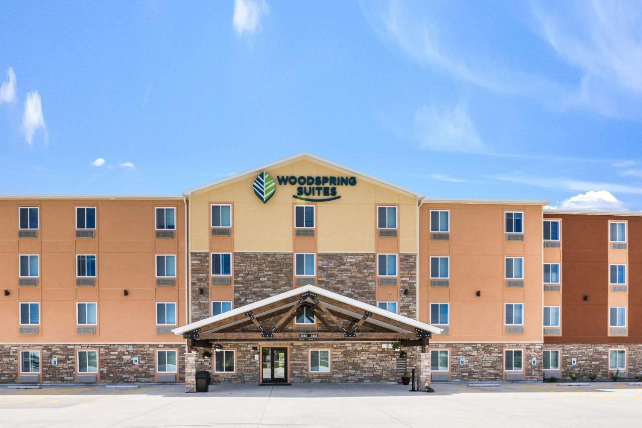 Woodspring Suites Davenport Quad Cities Exterior photo